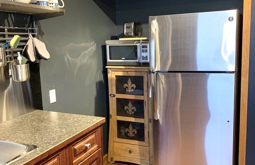 Bragg Creek House | Moose Mountain Hideaway: Guest Rated 9.8 with Cozy Comforts