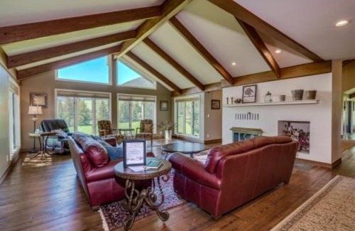 Red Lodge House | Discover Moose On The Loose: Family-Friendly Retreat
