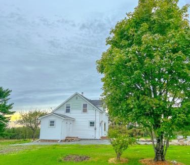 Halifax County House | Cozy Moose River Cottage: Pet-Friendly & Family Approved