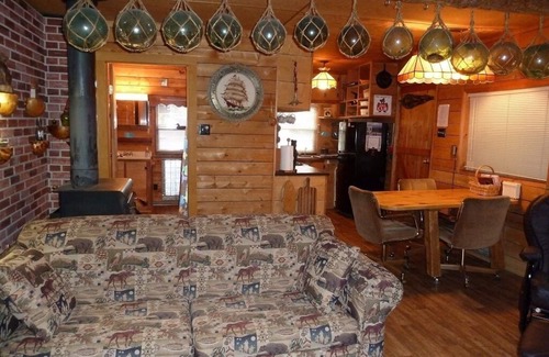 Sterling House | Moose River Resort: Cozy Ranch Chalet with Dock & Spa