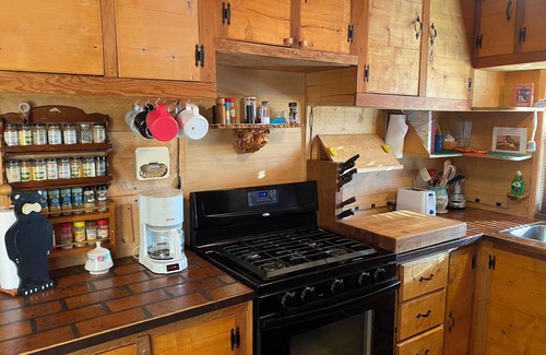 Sterling House | Moose River Resort: Cozy Ranch Chalet with Dock & Spa