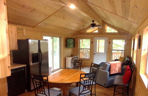 Nelsonville Cabin | Cozy Moose Tracks Cabin with Hot Tub & Family Amenities