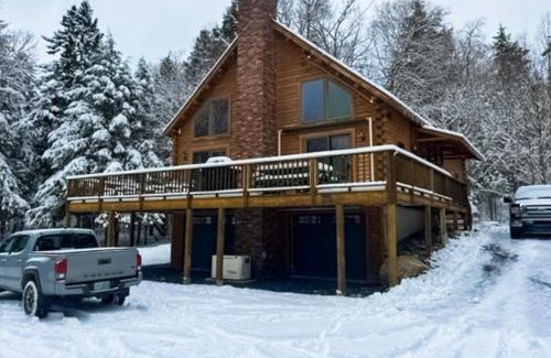 Beaver Cove House | Mooseleuk Lodge: Ocean View Retreat with Private Beach