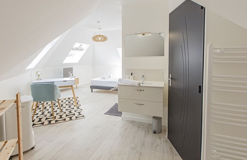 Laval House | MOOVIE - Maison 3 chambres quartier Gare TGV