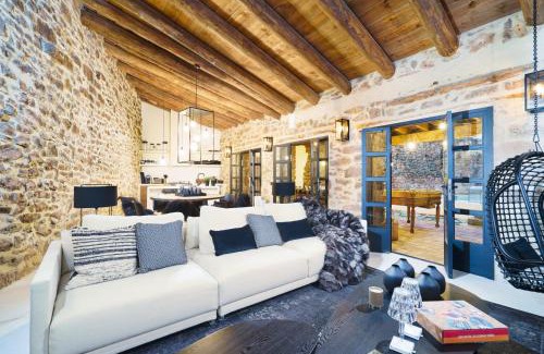 Mora de Rubielos House | Family-Friendly Mora de Rubielos with Pool and Pet Access