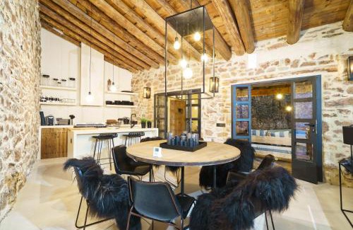 Mora de Rubielos House | Family-Friendly Mora de Rubielos with Pool and Pet Access