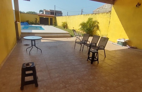 Balneario Gaivotas House | Tranquil Morada de Angatu Casa, Close to Nature and Beach