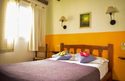 Colon Cabin | Inviting Morada del Arroyo: Pet-Friendly with Pool Access