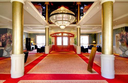 Kuhlungsborn Ost Hotel | Discover Morada Strandhotel Kühlungsborn with Oceanfront Views