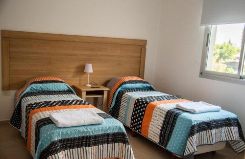 Campana Hotel | Cozy Morada Suites: Family-Friendly with Breakfast Included