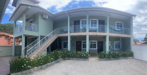 Guarda do Embau Apartment | Pet-Friendly Retreat at Moradas da Bibi - Rated 10/10