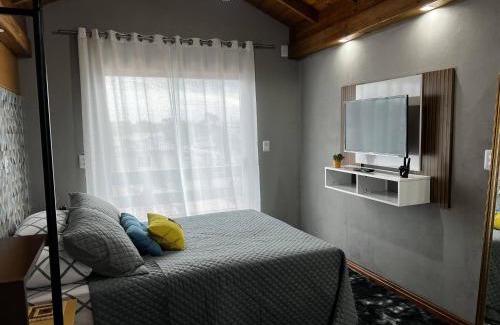 Carianos Apartment | Cozy Moradas Desterro Near Airport with Pet-Friendly Perks