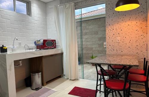 Carianos Apartment | Convenient Moradas Desterro Near Airport, Pet & Child Friendly