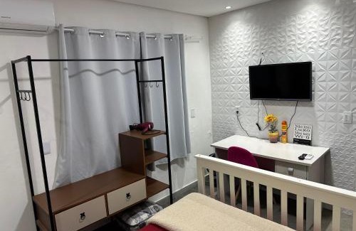 Carianos Apartment | Convenient Moradas Desterro Near Airport, Pet & Child Friendly