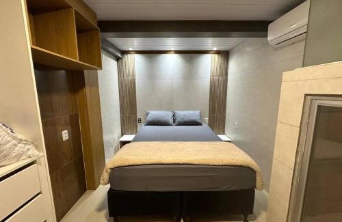 Carianos Apartment | Convenient Moradas Desterro Near Airport, Pet & Child Friendly