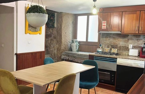 Fundao House | Discover Moradia Benedita's House with Spa and Hot Tub
