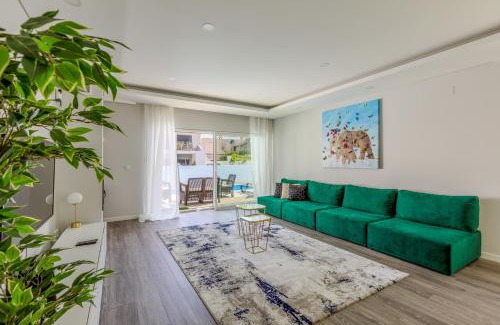 Seixal Apartment | Family-Friendly 4-Bedroom Villa with Pool for Memorable Stays
