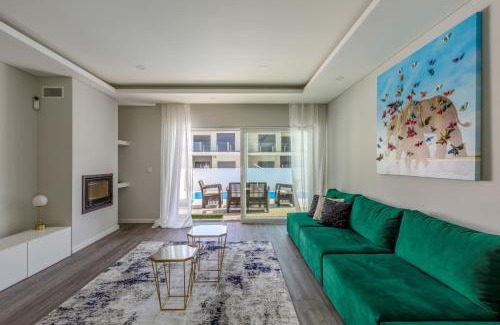 Seixal Apartment | Family-Friendly 4-Bedroom Villa with Pool for Memorable Stays