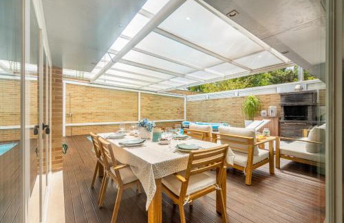 Gemeses House | Experience Elegance at Moradia Quinta Da Barca Resort