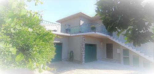 Santa Comba Dao House | Highly Rated Moradia Santa Comba: Family-Friendly Retreat