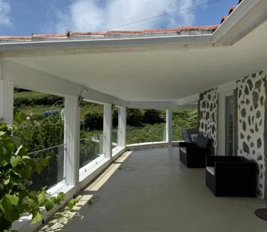Lomba House | Guest Rated 9.2: Moradia das Flores with Family-Friendly Perks