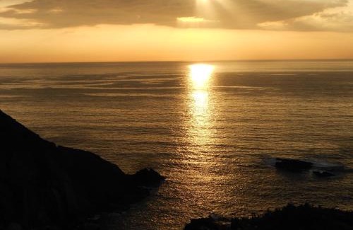 Baiona House | Discover Moradias Ode: Oceanfront Family Retreat