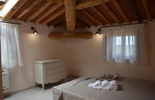Castagneto Carducci Apartment | Family-Friendly Moraiolo Podere le Bozze with Pool & Wi-Fi