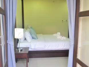 Ko Lanta Resort | Discover Morakot Lanta Resort: Oceanfront Pool Paradise