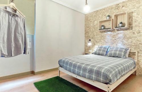 Murcia Apartment | Morales Hotel: Tranquil Stay Near Hospital for Families