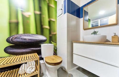Murcia Apartment | Morales Hotel: Tranquil Stay Near Hospital for Families