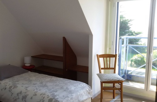 Saint-Gildas-de-Rhuys Villa | Morbihan, seafront, beach access, 1 km from the center of Saint Gildas de Rhuys