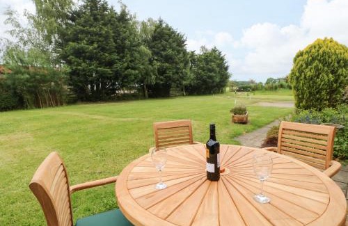Stockton-on-Tees House | Experience Mordon Moor Cottage: 4-Star Family Retreat