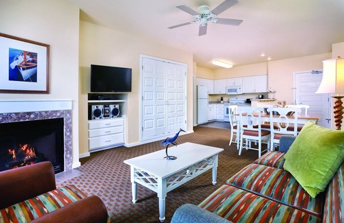 Long Beach Resort | Endless Fun Awaits at Our Oceanfront Hotel Retreat!