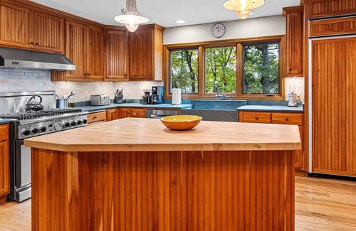 Green Lake House | Unmatched Comfort: 2 Master Suites with Lake View
