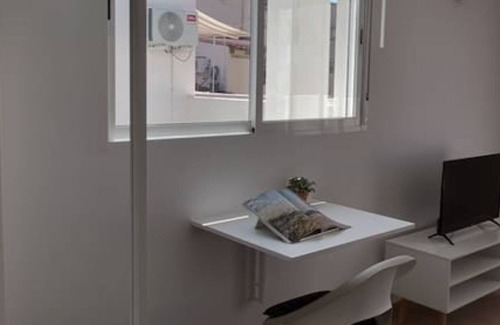 Godella Apartment | More then a bright studio