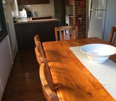 Silverton House | Pet-Friendly Morella Farmstay: Perfect for Family Getaways