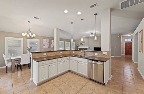 Cedar Park House | Morgan Creek Elegance - Stylish 3BR Home in Austin’s Premier Neighborhood #42141