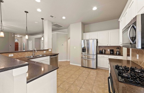Cedar Park House | Morgan Creek Elegance - Stylish 3BR Home in Austin’s Premier Neighborhood #42141