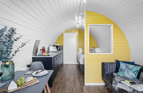 Wells Cabin | Escape to Morgan Sweet: Cozy Apple Tree Glamping Retreat