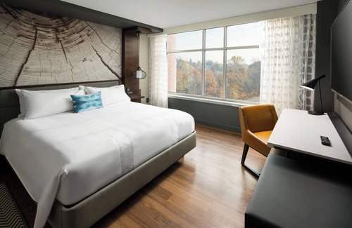 Morgantown Hotel | Top-Rated Morgantown Marriott with Pool and Dining Options