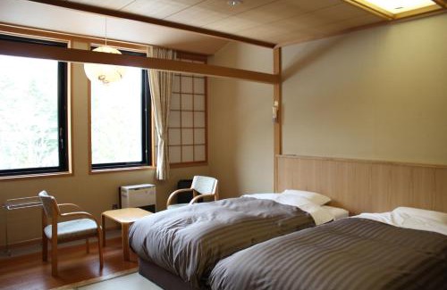 Tsubetsu Hotel | Moritsubetsu: Family-Friendly Stay with Hot Tub and Dining