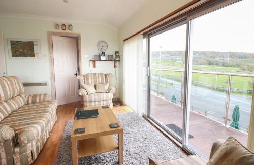 Llandanwg House | Morlyn Guest House Apartment: Rated 9.5/10 & Pet Friendly