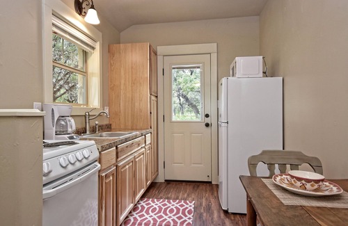 Wimberley Cabin | Cozy Morning Dove I Romantic Retreat Near The Square