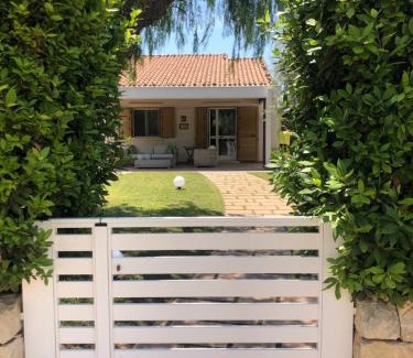 Ragusa Villa | Ideal Retreat at Moro House - Pool, Beach & Ocean Views