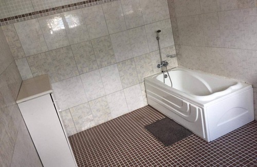 Moroni Villa | Moroni Private Villa: Family-Friendly Retreat Awaits You