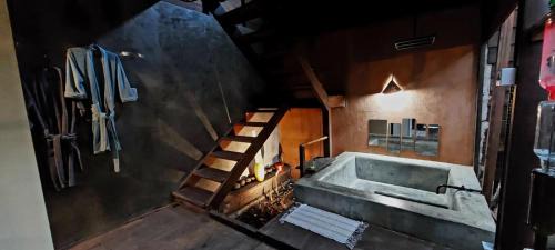 Alter do Chao Ski Chalet | Relaxing Morooka ÁGUA Chalet with Hot Tub, Rated 9.9/10