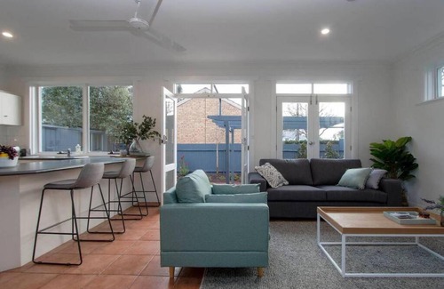 Cumberland Park House | Family-Friendly Morris Cottage at Cumberland Park Awaits You