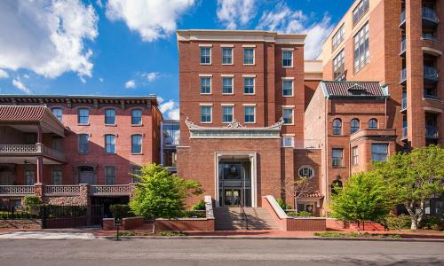 Mount Vernon Square Hotel | Eco-Friendly Comfort at Morrison Clark Inn, DC Convention Center