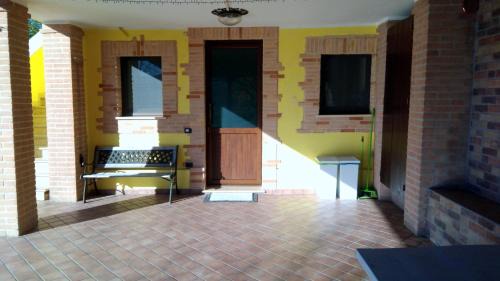 Morrovalle Apartment | Discover Morrovalle: Family-Friendly Haven with Breakfast