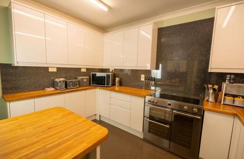 Fort William House | Discover Morvich House: Child-Friendly Retreat with Kitchen